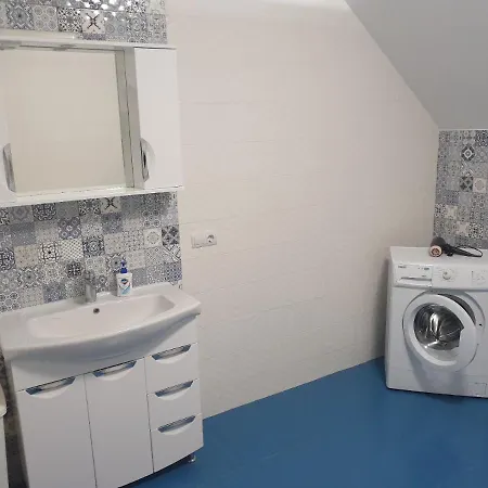 Apartment New на гвардейской Uschhorod